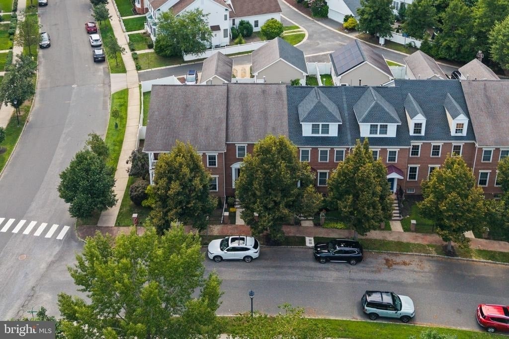 103 Ely Crescent - Photo 3