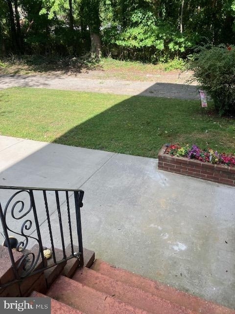 154 Laureba Avenue - Photo 1