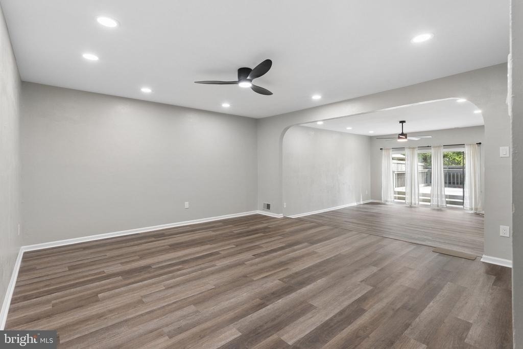 932 Chanticleer Drive - Photo 11