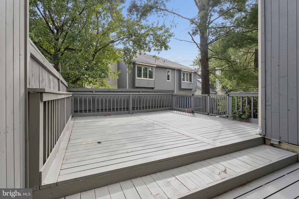932 Chanticleer Drive - Photo 26