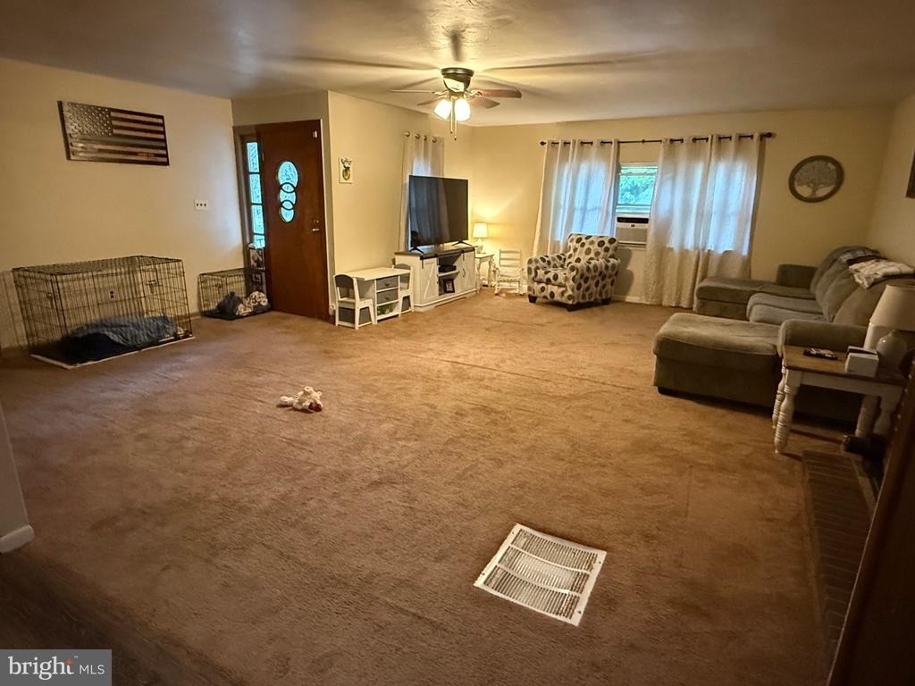 401 Maple Street - Photo 7