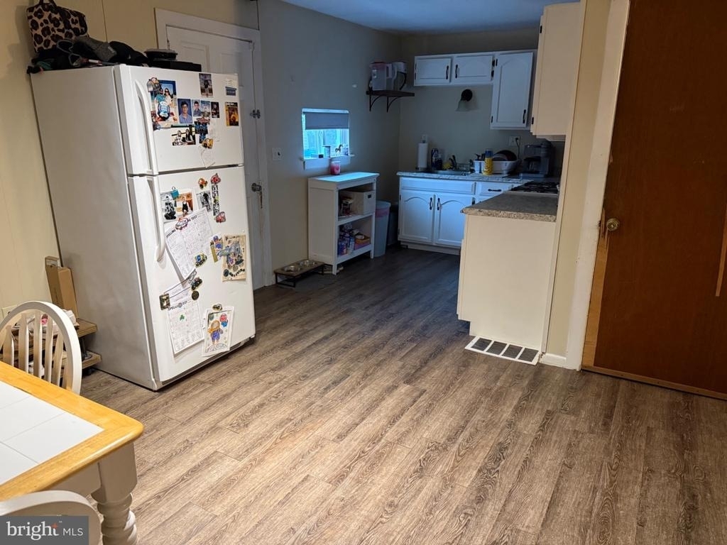 401 Maple Street - Photo 10