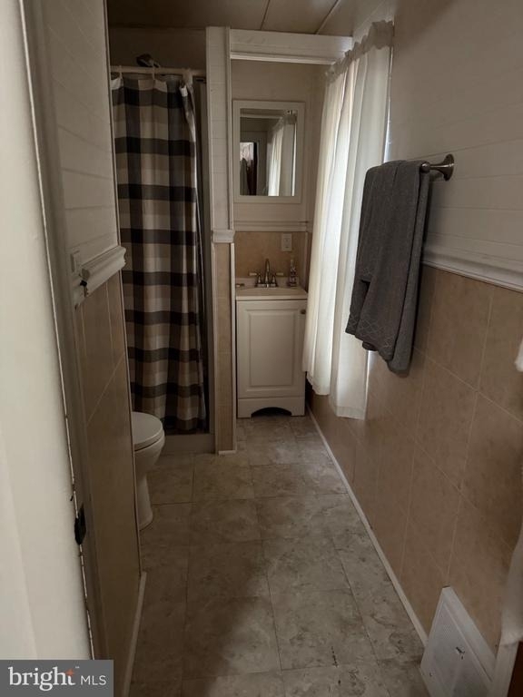 401 Maple Street - Photo 2