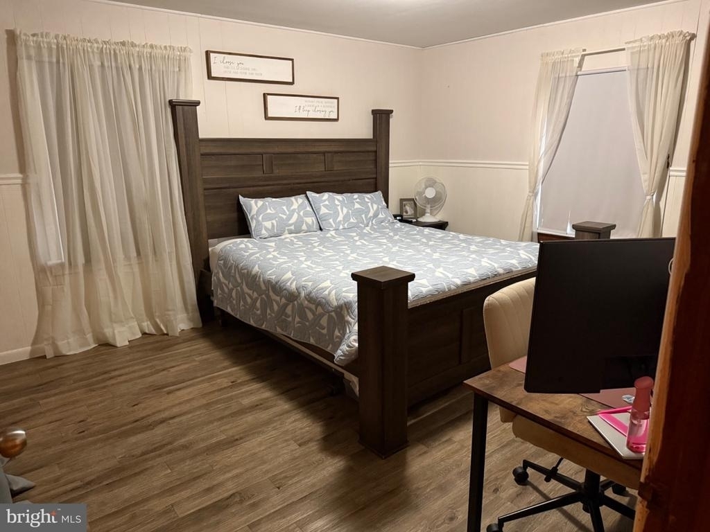 401 Maple Street - Photo 1