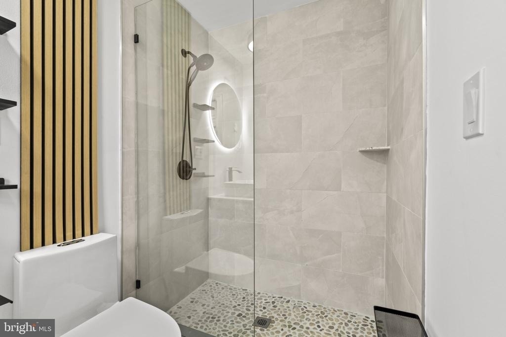 1 Madestone Lane - Photo 34