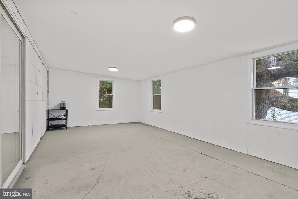 1 Madestone Lane - Photo 37