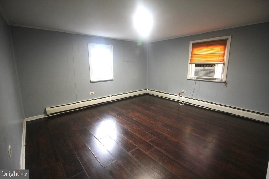 825 W 2nd Street W - Photo 25