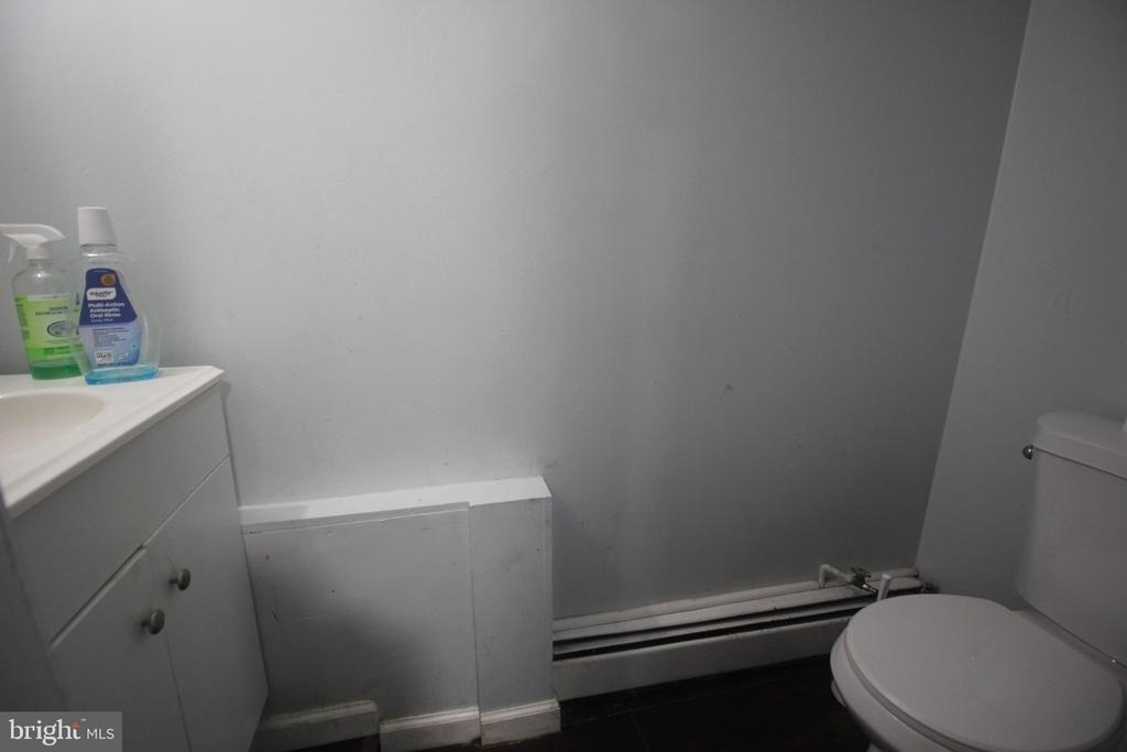825 W 2nd Street W - Photo 7