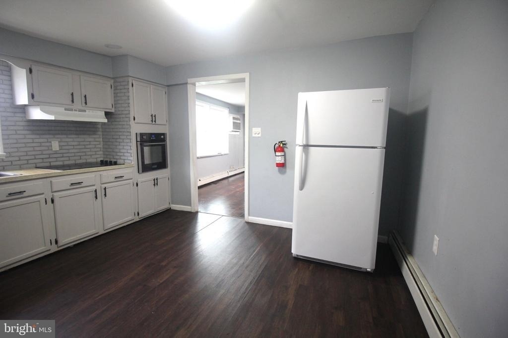 825 W 2nd Street W - Photo 4