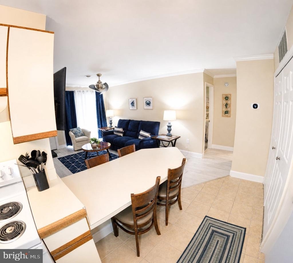 105 120th Street - Photo 4