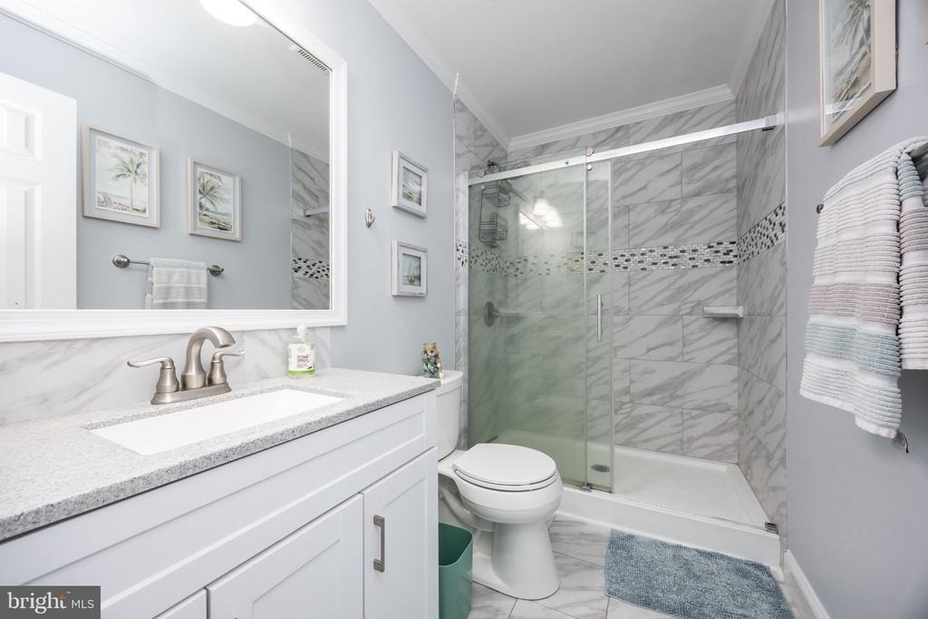 105 120th Street - Photo 22