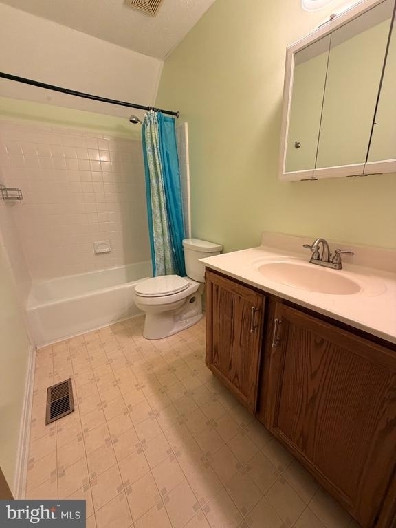 23236 Hickory Nut Drive - Photo 17