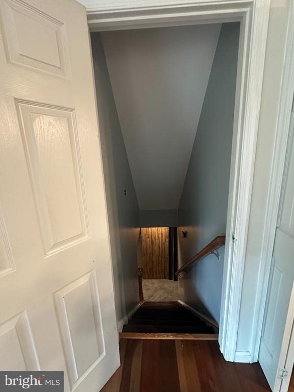 8207 Birdsong Drive - Photo 9