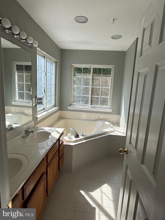 8207 Birdsong Drive - Photo 38