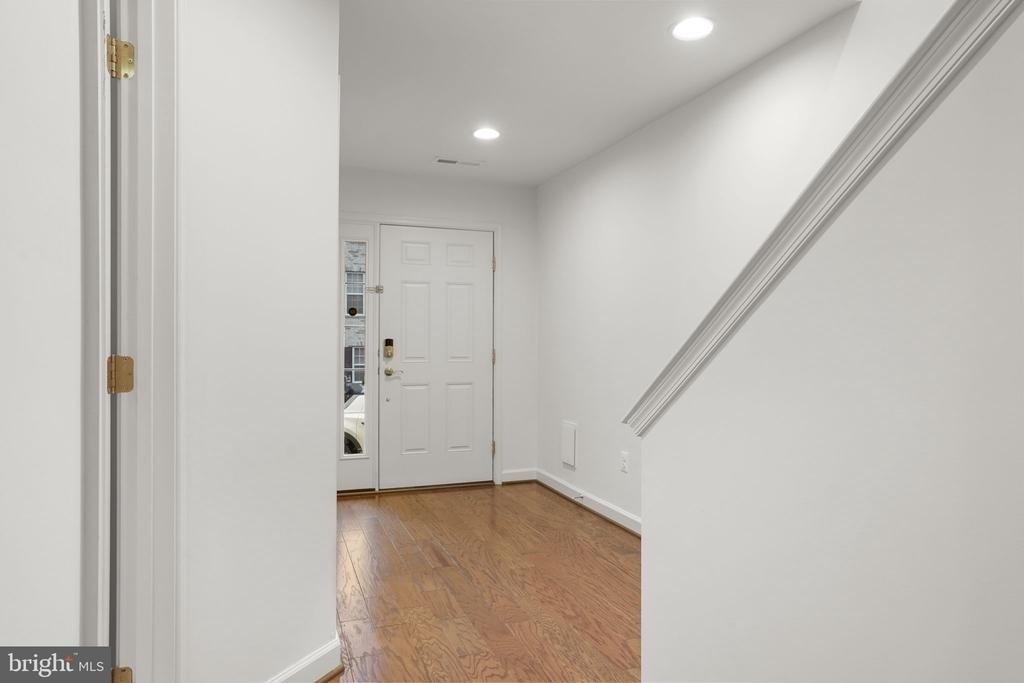 9811 Wood Glen Terrace - Photo 2