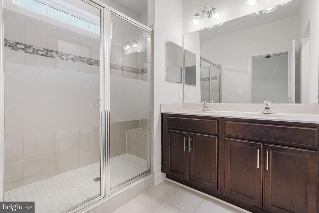 9811 Wood Glen Terrace - Photo 27