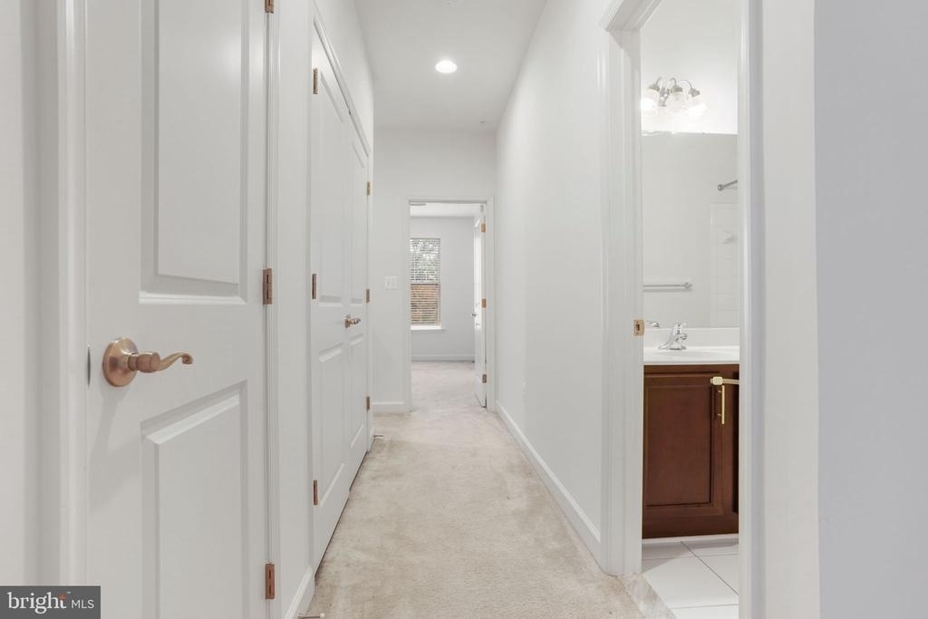 9811 Wood Glen Terrace - Photo 22