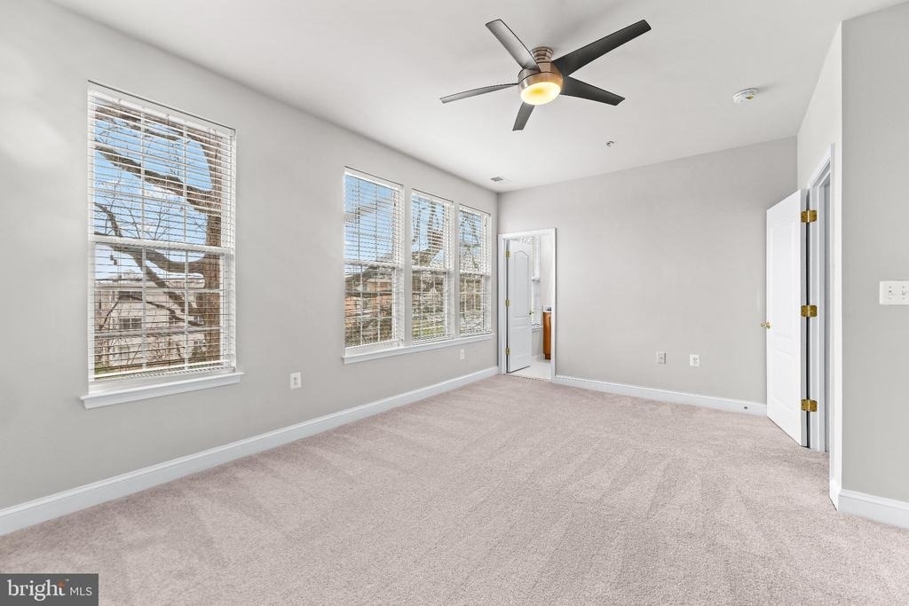 224 N Summit Avenue - Photo 26
