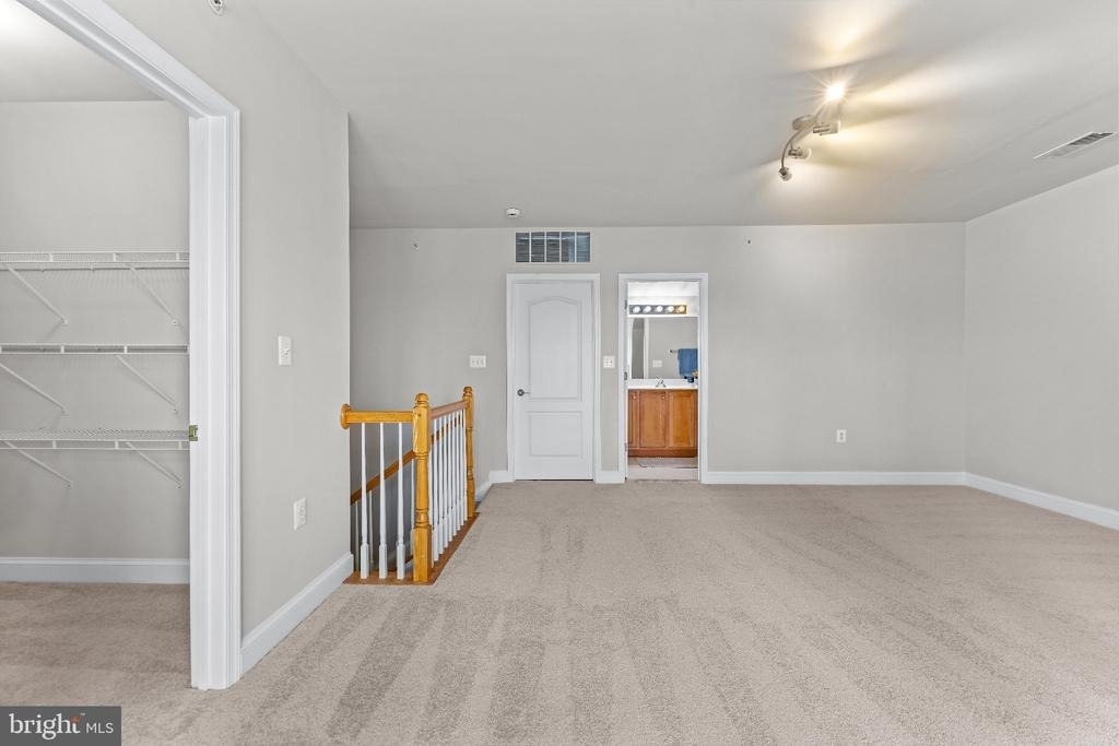 224 N Summit Avenue - Photo 31
