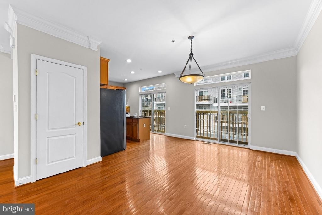 224 N Summit Avenue - Photo 16