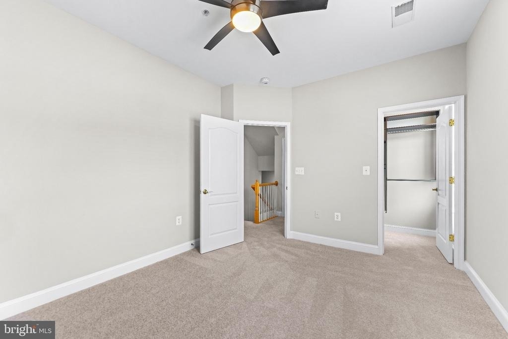 224 N Summit Avenue - Photo 22