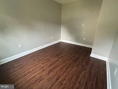 9940 Naylor Avenue - Photo 9