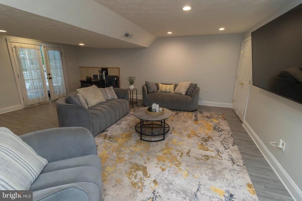 2428 Pimpernel Drive - Photo 3