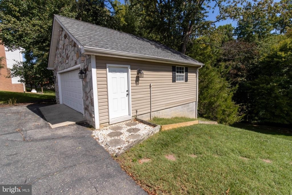 2428 Pimpernel Drive - Photo 25