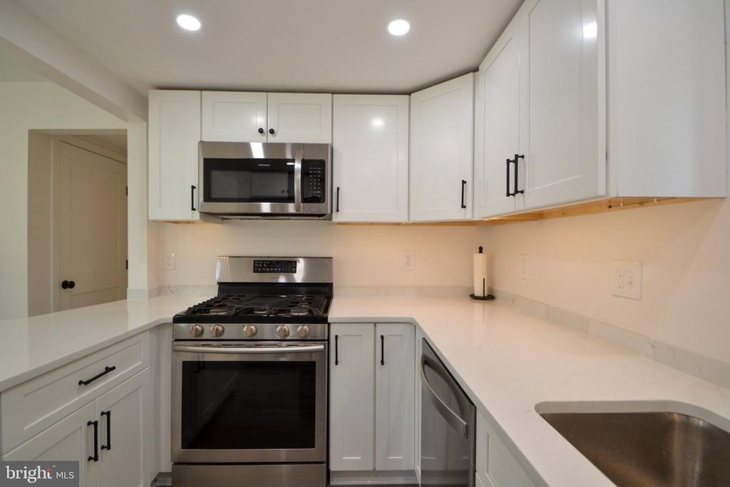 5714 Deer Park Road - Photo 6