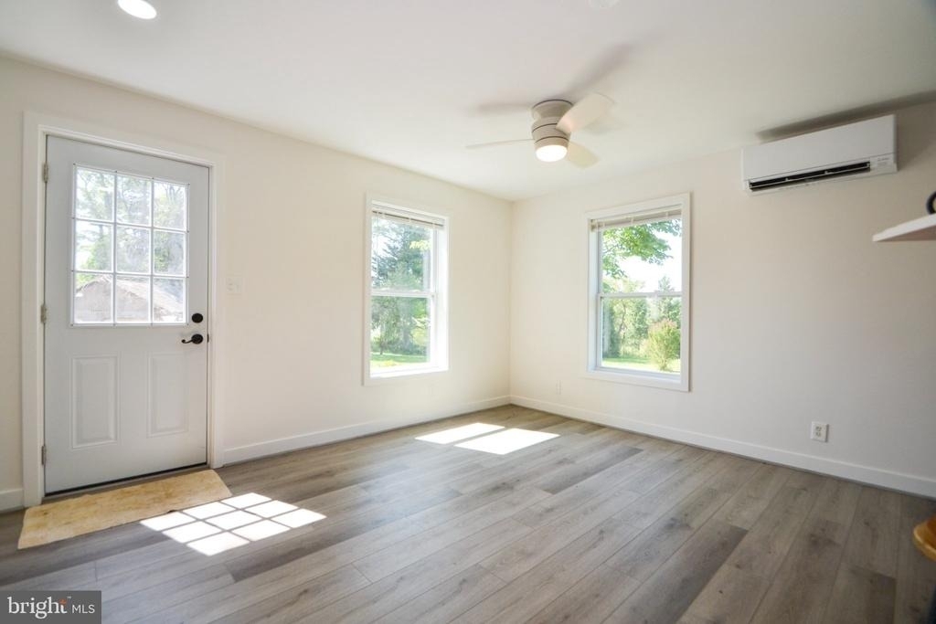 5714 Deer Park Road - Photo 4