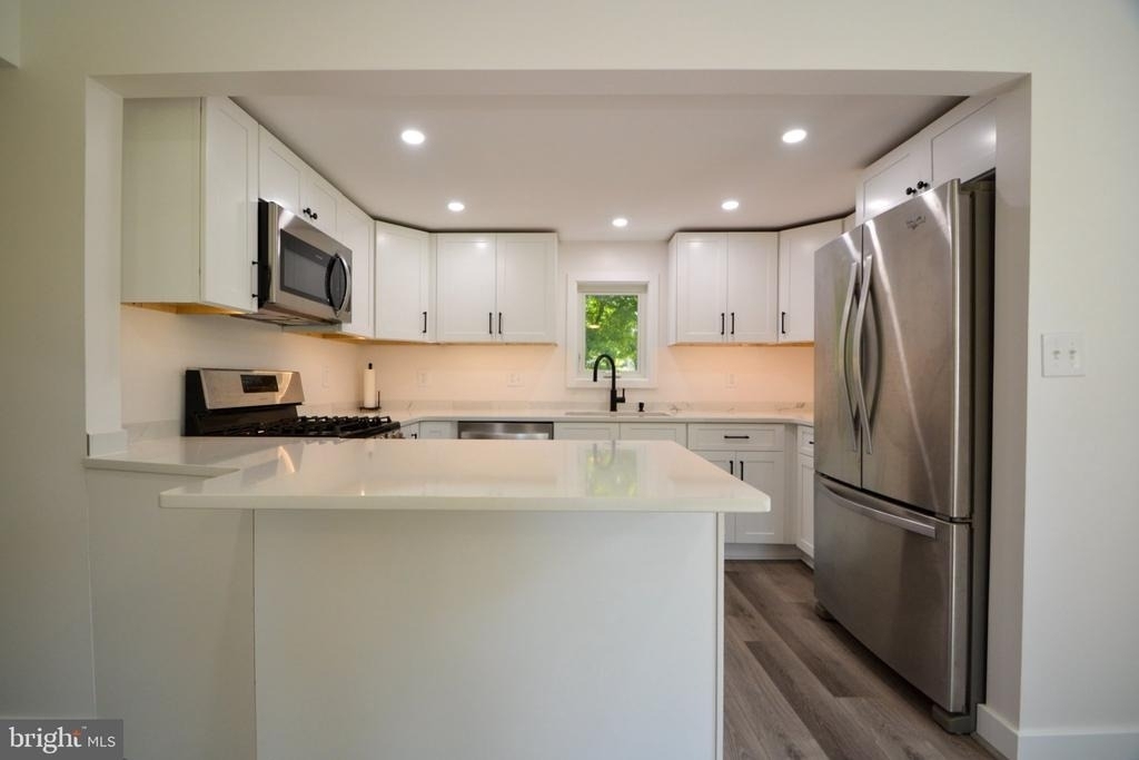 5714 Deer Park Road - Photo 5