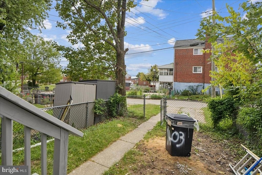 1403 Dartmouth Avenue - Photo 34