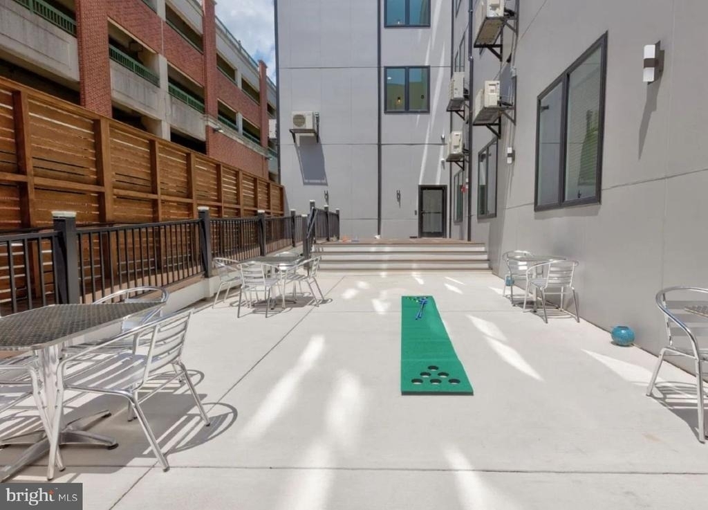 520 S Caroline Street - Photo 13