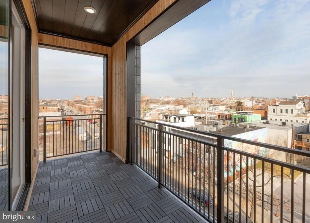 520 S Caroline Street - Photo 11