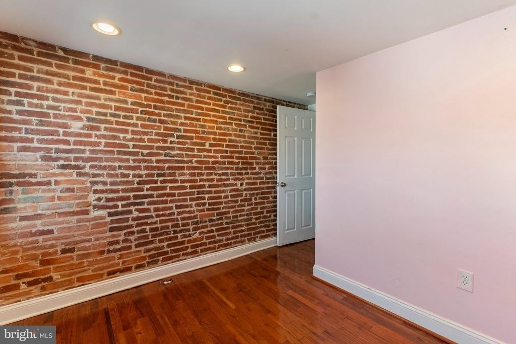 1156 Scott Street - Photo 9