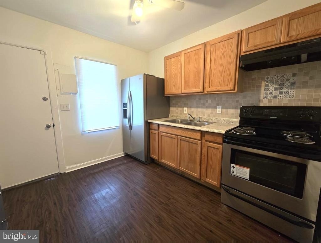 1717 Latrobe Street - Photo 1