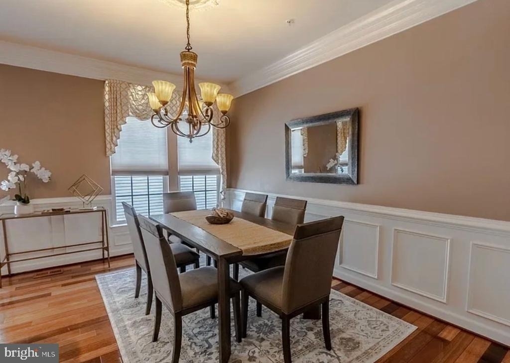 906 Oldham Street - Photo 2