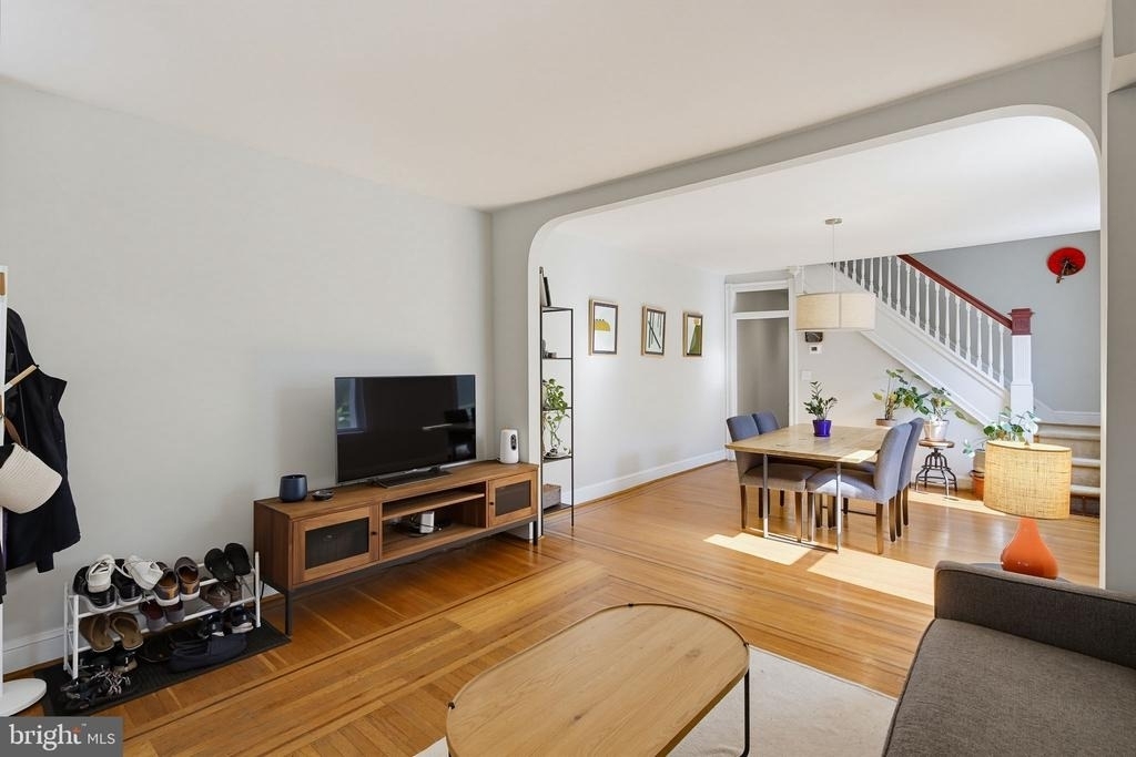 600 W 36th Street - Photo 5