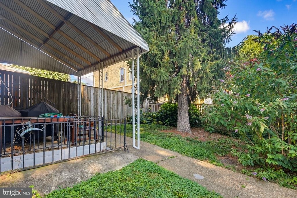 600 W 36th Street - Photo 32
