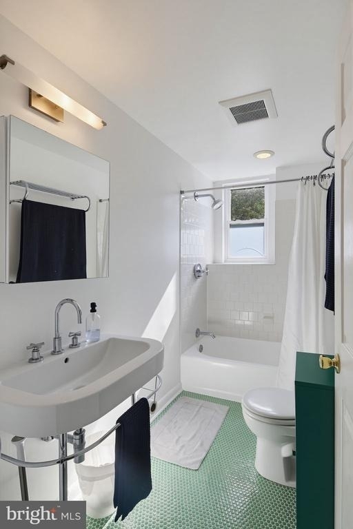 600 W 36th Street - Photo 18