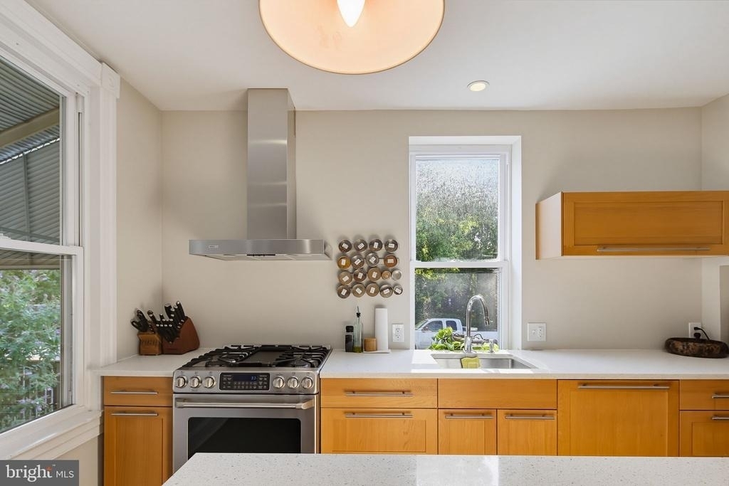 600 W 36th Street - Photo 13