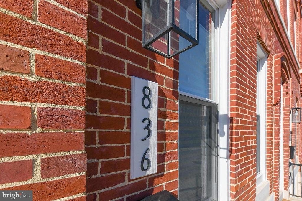 836 Harlem Avenue - Photo 1