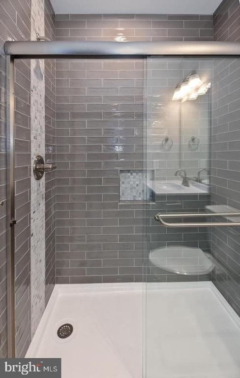 836 Harlem Avenue - Photo 34