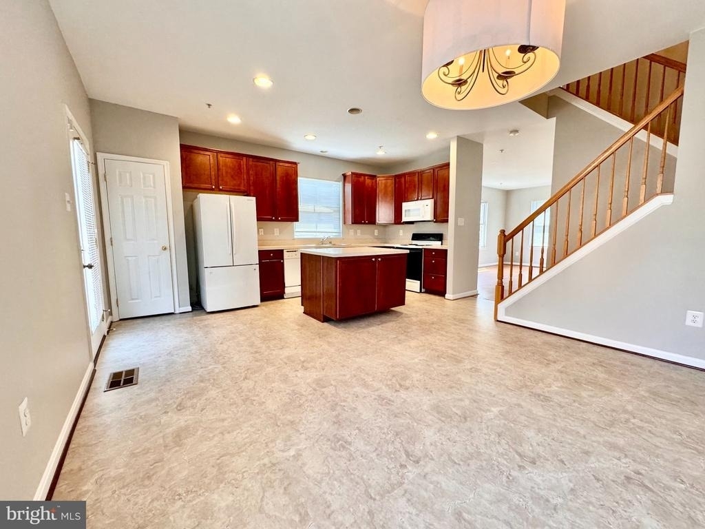 2062 Clipper Park Road - Photo 17