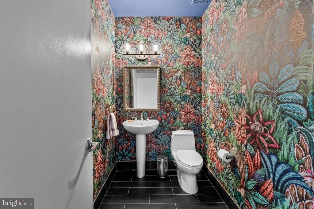 1200 Steuart Street - Photo 37