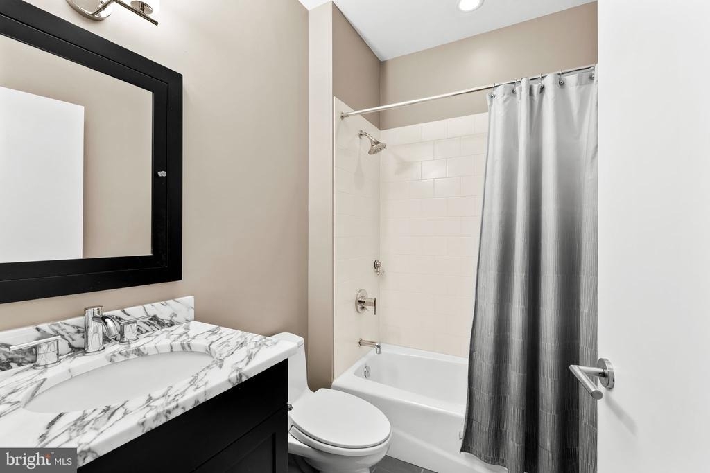 1200 Steuart Street - Photo 52