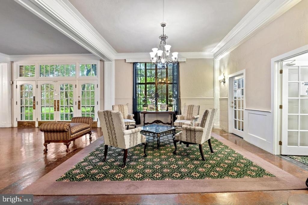 1305 N Broom Street - Photo 6