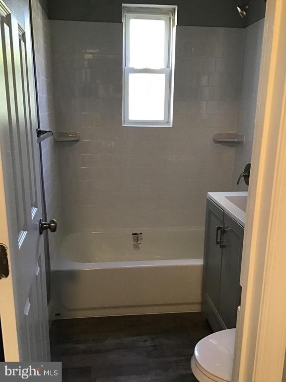 5027 H Street Se - Photo 2