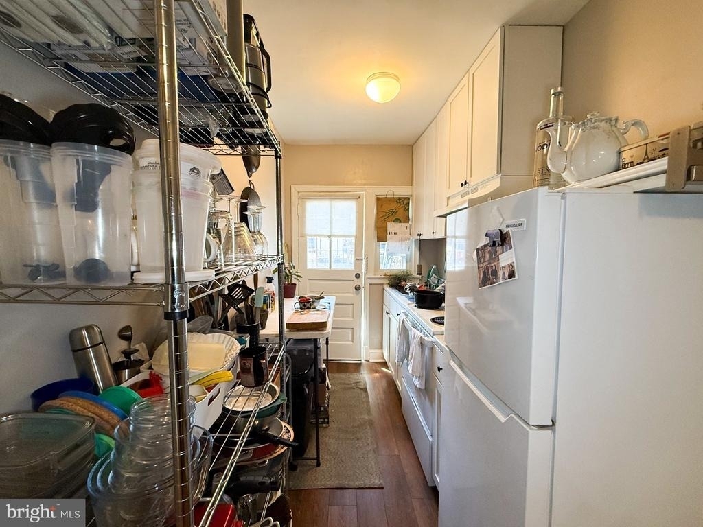 4032 7th Street Ne - Photo 8