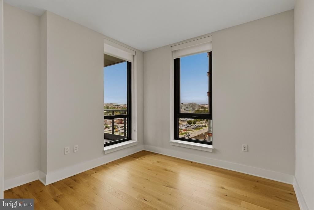 1211 Van Street Se - Photo 16